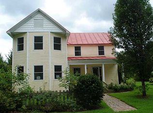 56 W Hickory Neck Rd, Urbanna, VA 23175