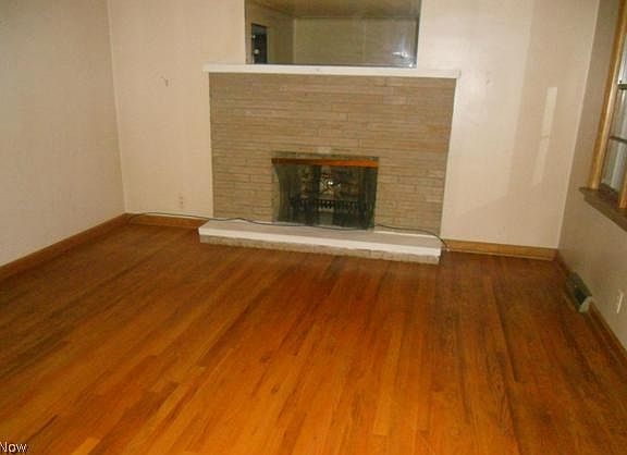 3rd image of 1094 Yolanda Dr