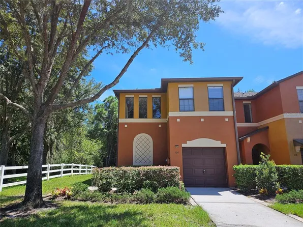 1120 Blackwater Dr, Zephyrhills, FL 33543