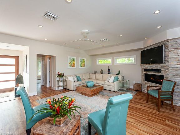 4th image of 457 Lake Murex Cir