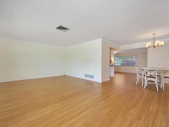3rd image of 3379 Bougainvillea St