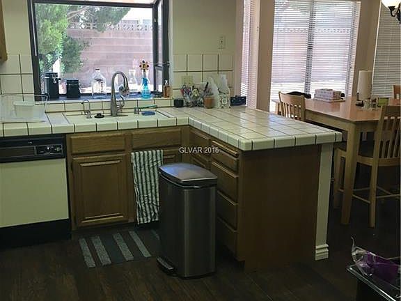 5th image of 7480 Puritan Ave