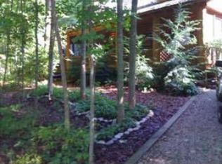 340 Williamsburg Colony, Buchanan, MI 49107