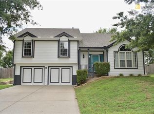 1714 Aspen Ln, Excelsior Springs, MO 64024