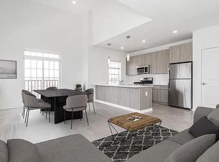 175A Quincy Ct #204, Woodbridge, NJ 07095