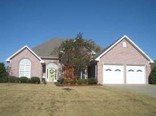 1165 Skypark Rd, Florence, AL 35634