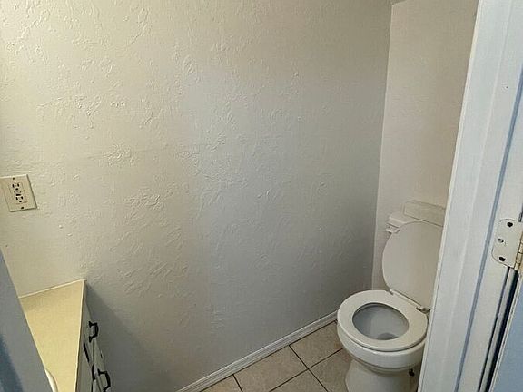 4th image of 539 Cape Meadows Cir