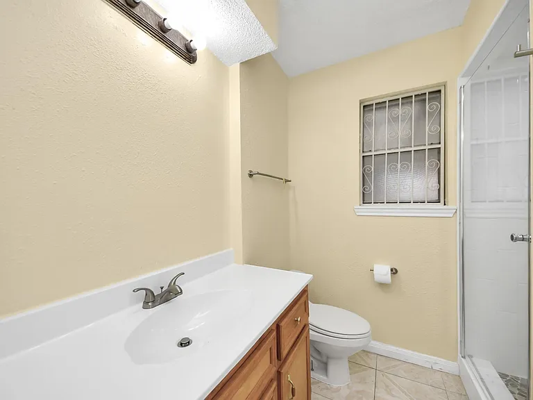 8105 Lanham Ln — Photo 29