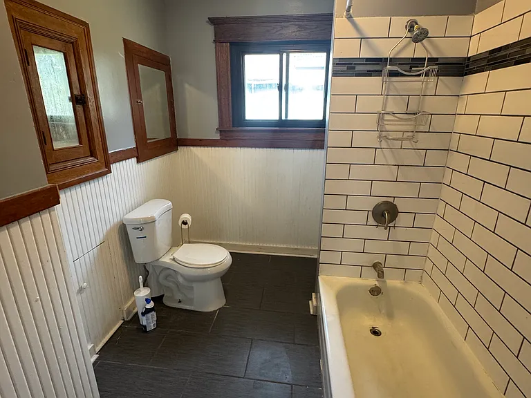 274 Rutgers St #UP — Photo 8