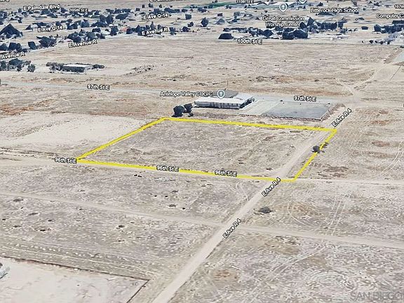 4th image of 0 E Avenue U #14