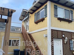 958 Manhattan Dr, Kelowna, BC V1Y1H7