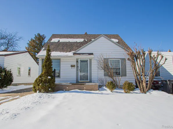 1812 Academy St, Dearborn, MI 48124