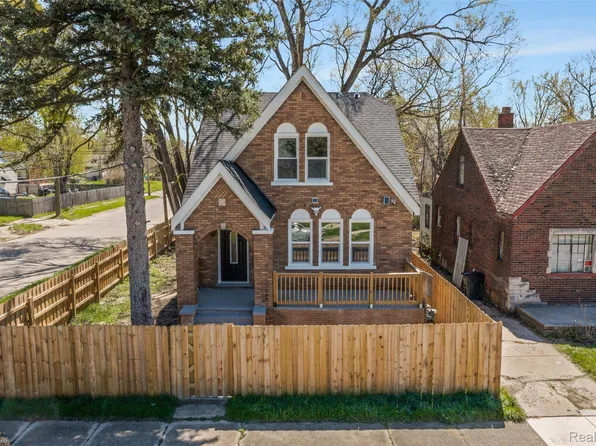 12352 Maiden St, Detroit, MI 48213