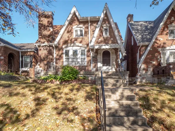 5701 Itaska St, Saint Louis, MO 63109