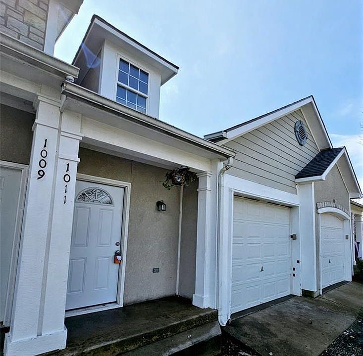 1st image of 1002 N Findley St