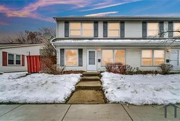 1793 Queensbury Cir — Photo 2