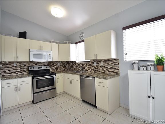 3rd image of 7201 NW 174th Ter APT 205
