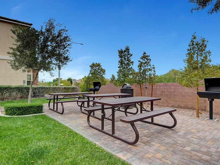 Gleneagles Village Townhomes