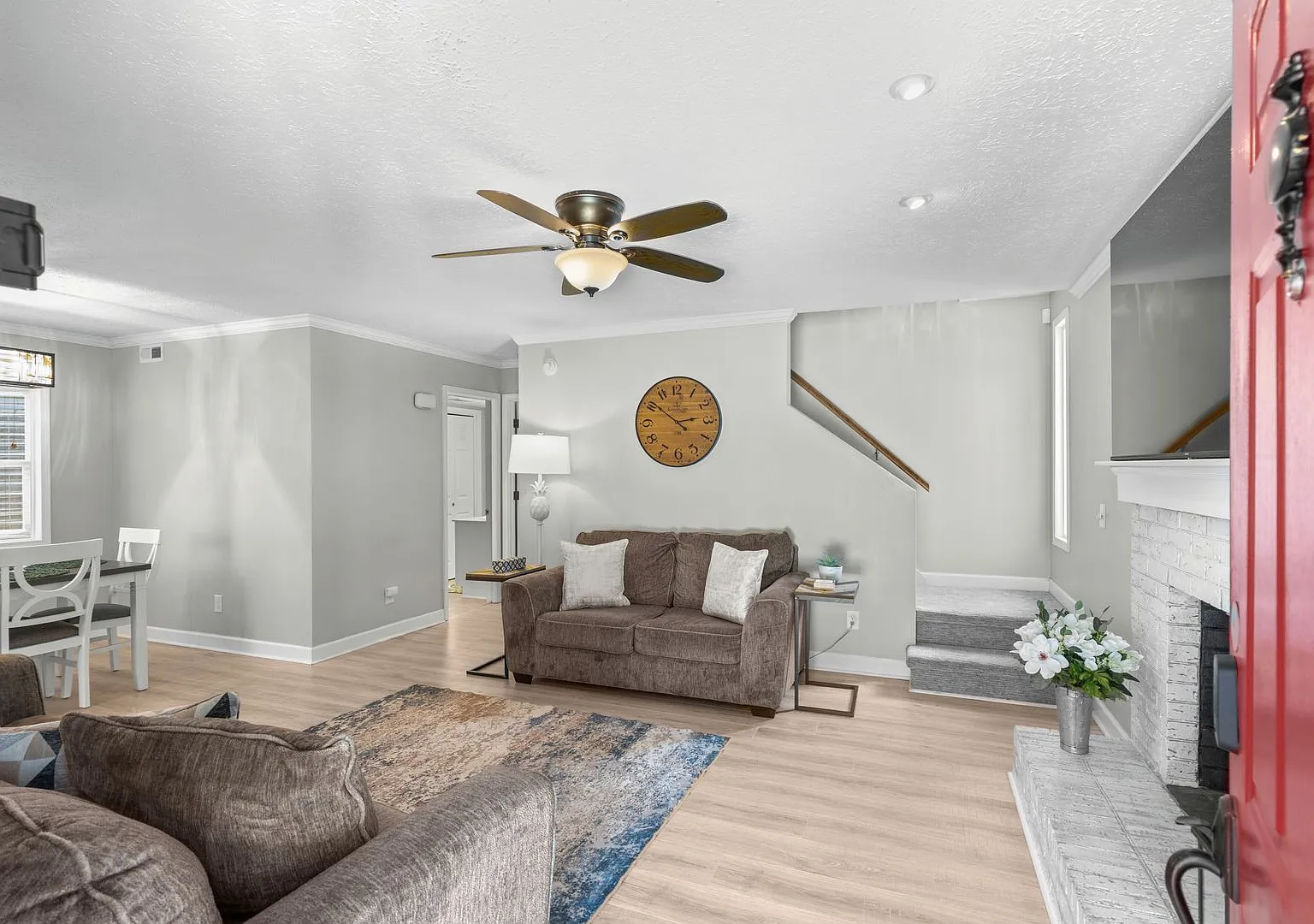 Shady Palms: Premium 3BR Snowbird Retreat in Tilghman Estates (Oct-Mar) — Photo 2