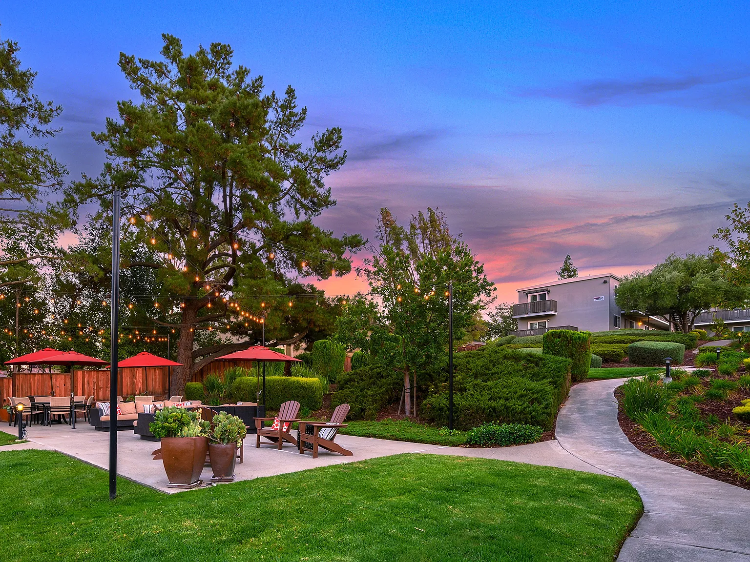 Pleasanton Heights — Photo 2