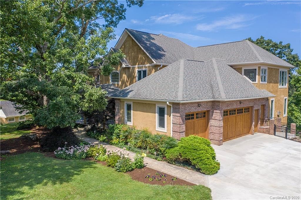 207 Monticello Rd Weaverville Nc 28787 Mls 3595383 Zillow