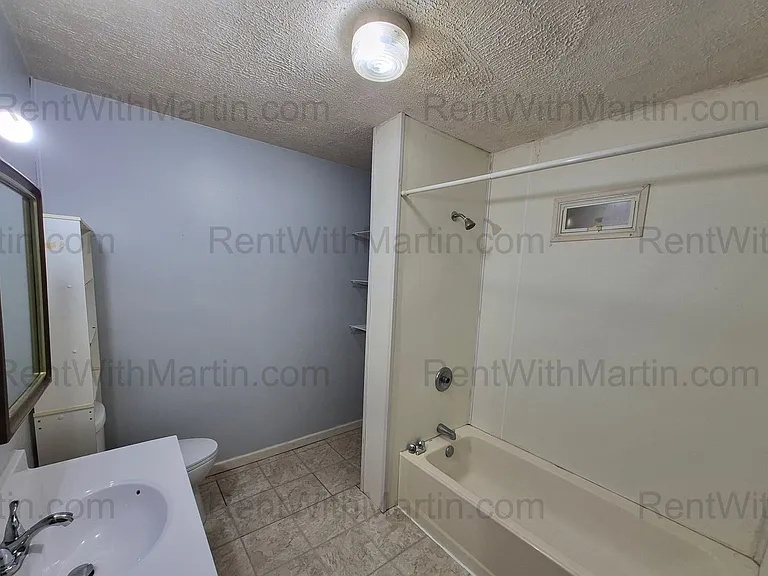 1107 Mulberry St — Photo 12