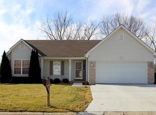 1 Bay Hill Dr, O'Fallon, MO 63366