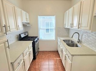 LB1976, Long Beach, CA 90806