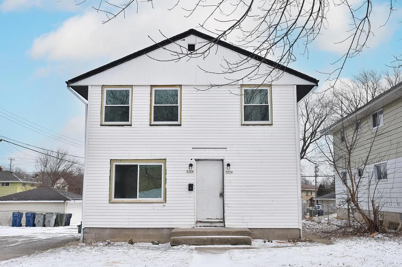 5754 North 65th STREET photo 1