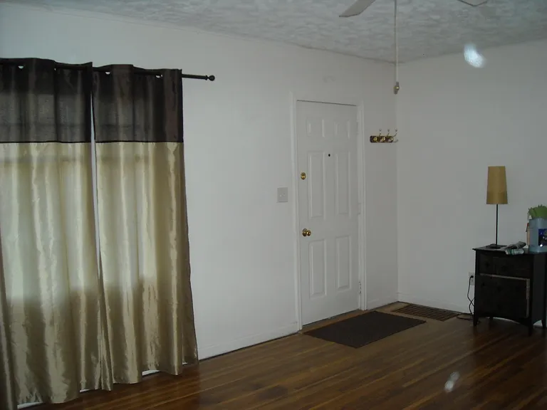 6335 N Mobile Ave — Photo 2