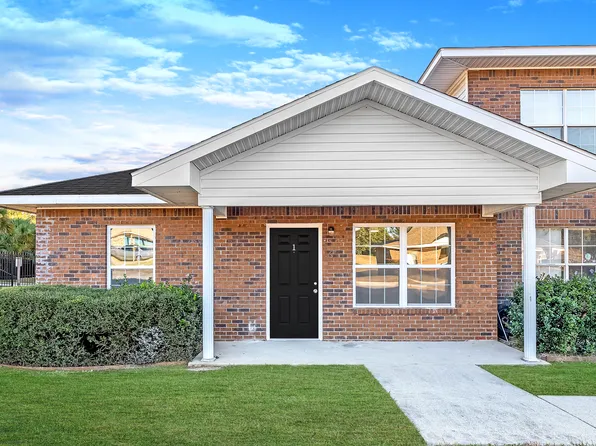 Robertsdale Village Apartments