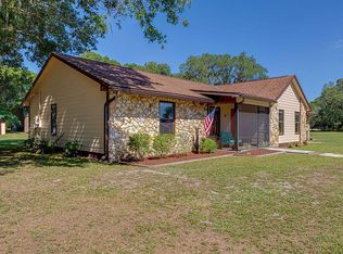 1195 Teal Rd, Geneva, FL 32732