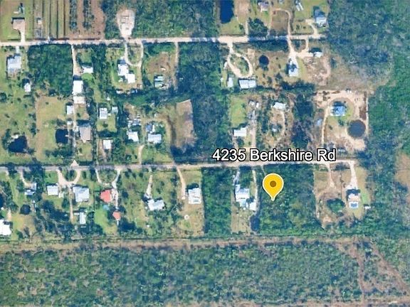 3rd image of 4235 Berkshire Rd