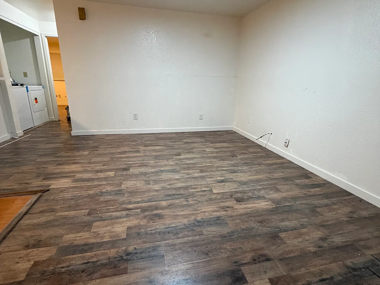 1583 NE Echo Dr — Photo 2