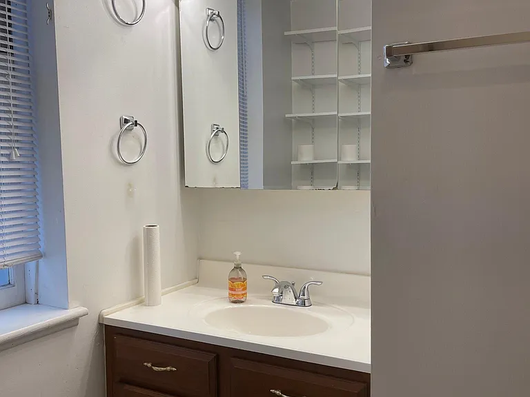 6108 Waterman Blvd — Photo 2