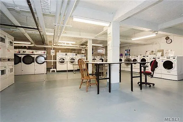 Sold by Prime Realty | media 5