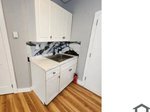 428 Front St, Belvidere, NJ 07823