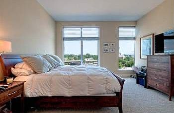 5th image of 201 Riverplace Unit 609