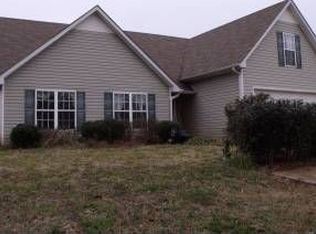 121 Sullivan Dr, Homer, GA 30547