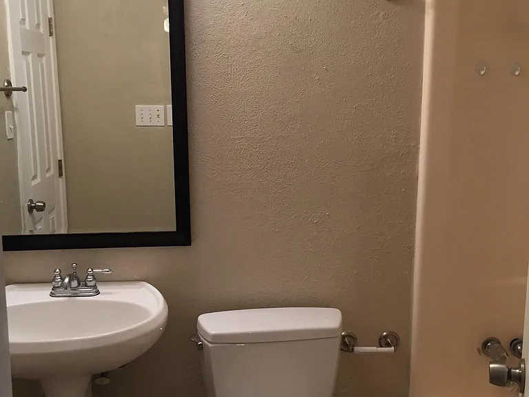 4621 Calle Olmo — Photo 12