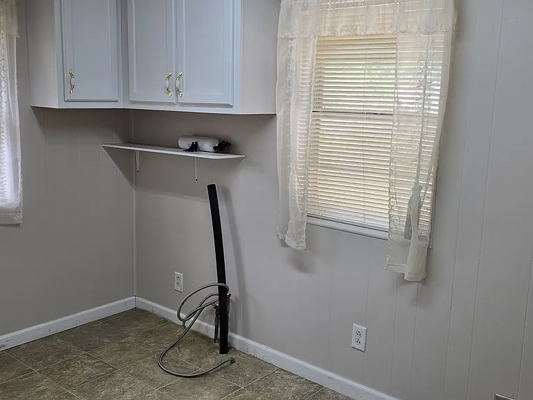 1511 Service St — Photo 34