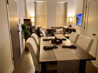 951 W Armitage Ave APT 2F, Chicago, IL 60614