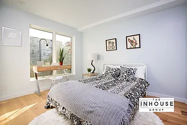 Sold by The InHouse Group