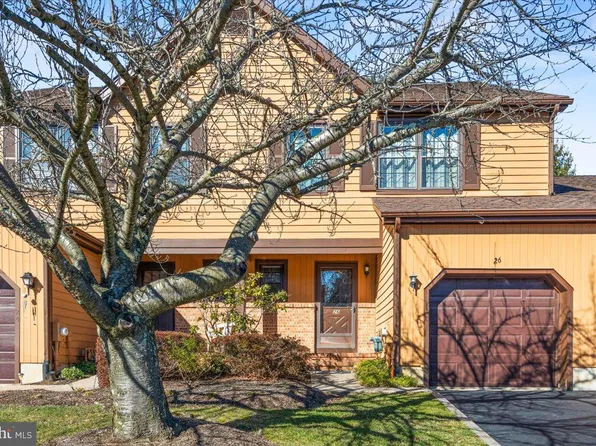 26 Cliveden Ct, Lawrence Township, NJ 08648
