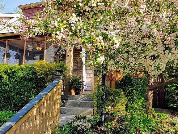5th image of 328 Olentangy St