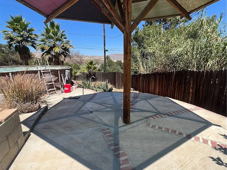 16611 McPherson Ave — Photo 25