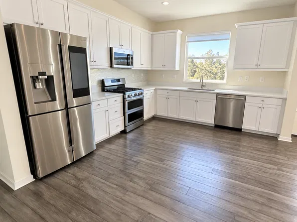 13245 Klein Ct, Sylmar, CA 91342