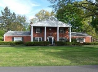 54652 Windingbrook Dr, Mishawaka, IN