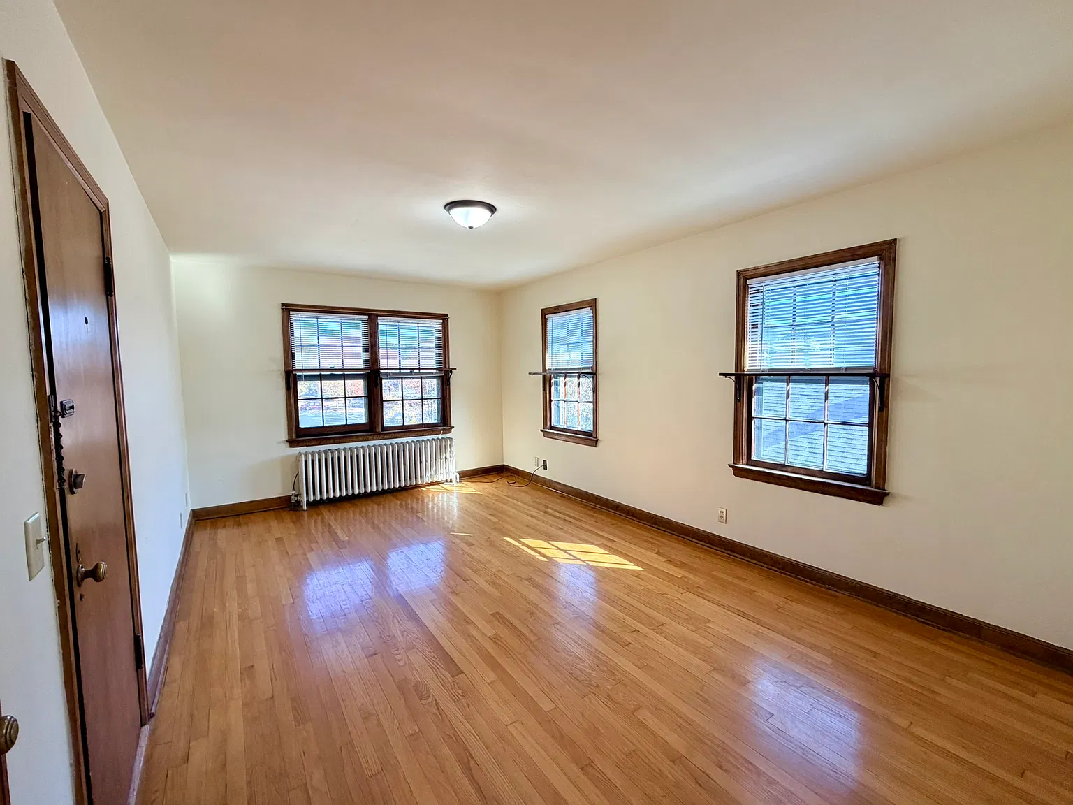1 bed, 1.0 bath, 600 sqft, $1,390 — Photo 4
