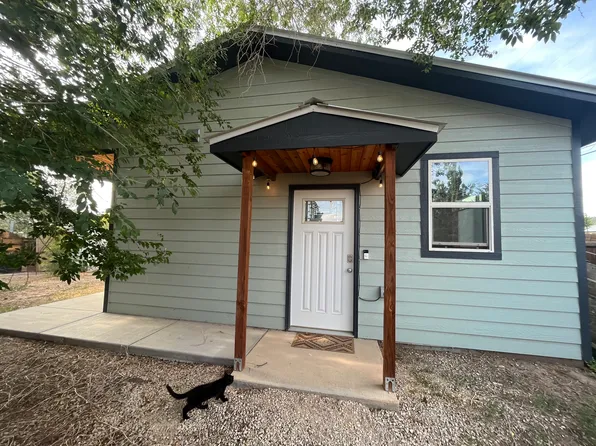 207 N Main St #B, Mancos, CO 81328
